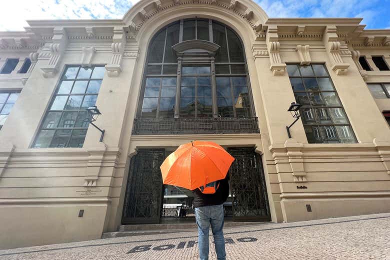 Entrée du marché de Bolhão​