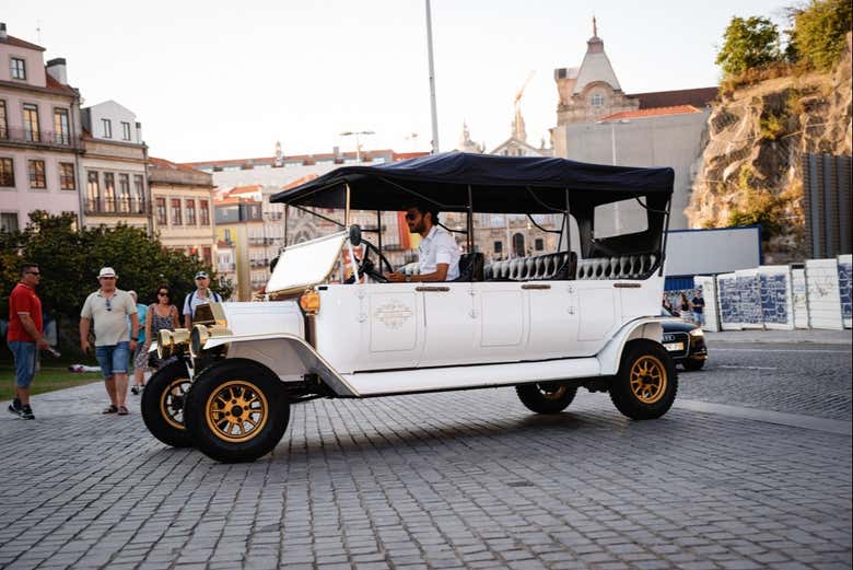 Visite en voiture de collection dans Porto
